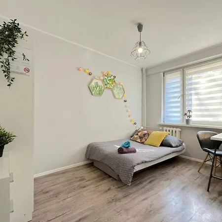 Privatunterkunft Cactus 10 Min To Old Town Gdansk,pkp & Shopping Mall Danzig